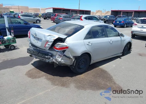 2011 Toyota Camry Le V6 z USA, uszkodzony, nr VIN 4T1BK3EK9BU132065